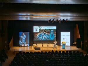 La startup finalista Hidroinfiltrador realiza su pitch en el espacio Agrotech de Alhambra Venture. (Fran Hidalgo)