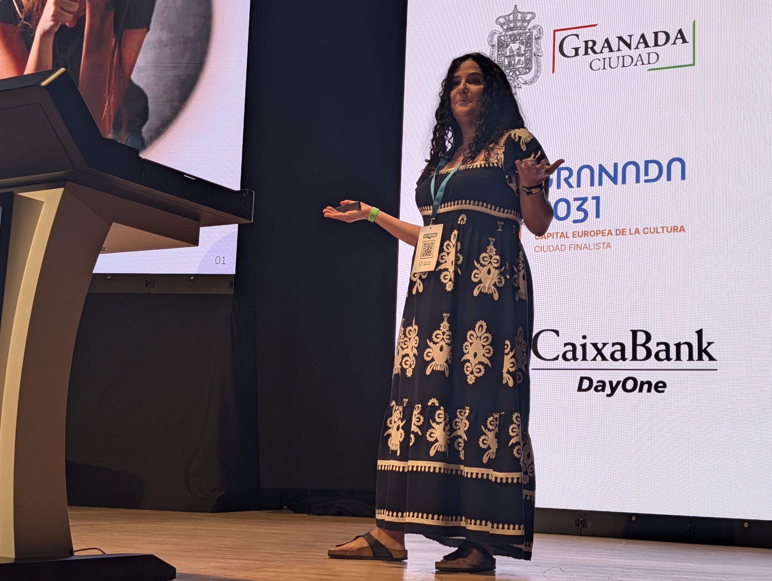 Instante de una de las presentaciones de las startups de salud finalistas en Alhambra Venture. (Elena Balboa)